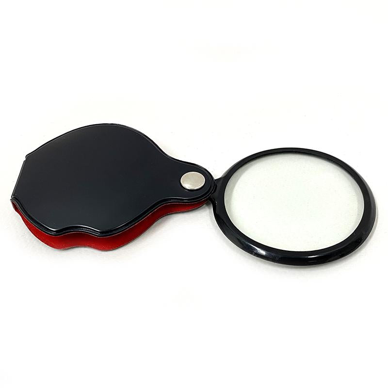 Adventurer’s Pocket Magnifying Glass